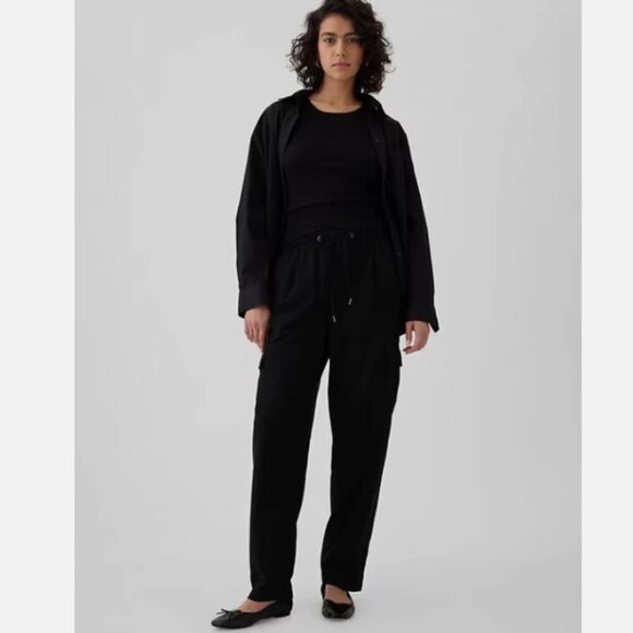 GAP Broken Twill Cargo Mid-Rise Pull-On Pants Black Size XL NWT #522920 RT$80 - Picture 1 of 10